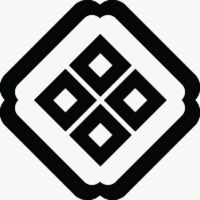 隅入り角に四つ目