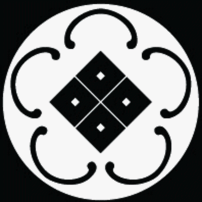 白餅内に細五つ鐶に四つ目