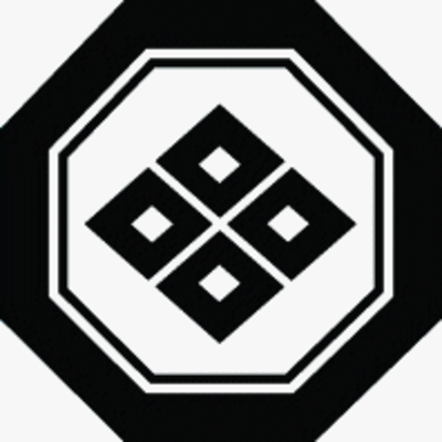 子持ち八角に四つ目菱