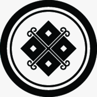 子持ち輪に蔓四つ目