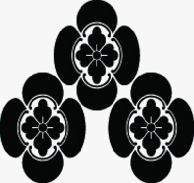 三つ盛り竪木瓜