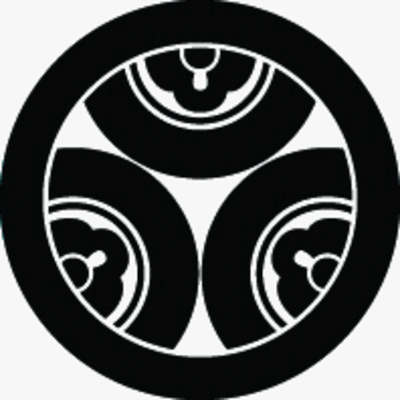 丸に変わり三つ割り木瓜