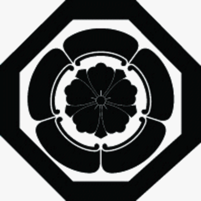 隅切り角内に五瓜に剣唐花