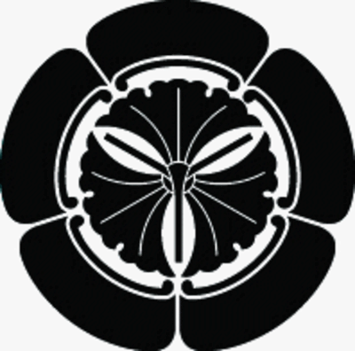 五瓜に軸違い三つ銀杏