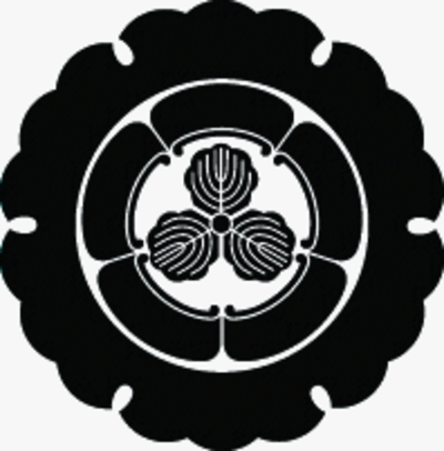 外雪輪内に五瓜に三つ柏