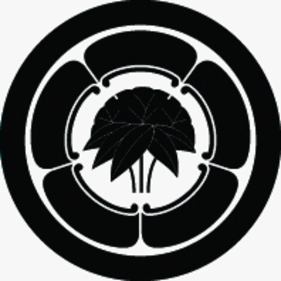 丸の内に五瓜に雪持ち根笹