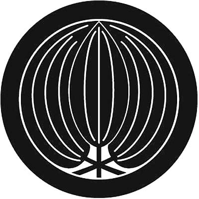 丸に三つ梛の葉（２）