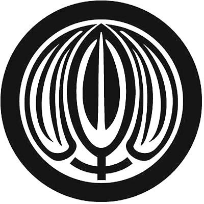 丸に中陰三つ梛の葉