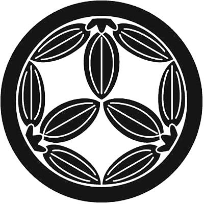 丸に中陰九枚梛の葉