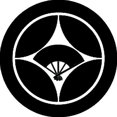 丸に七宝に五本骨扇