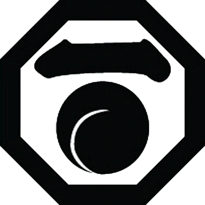 平隅切り角に一文字に一つ巴