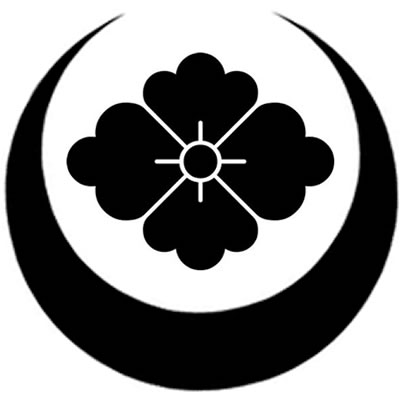 真向き月に花菱