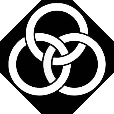 隅切り角に地抜き三つ輪違い