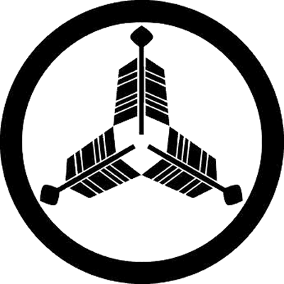 丸に尻合わせ三つ矢