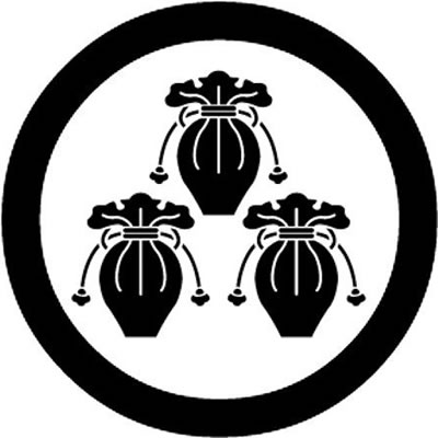 丸に三つ盛り瓶子（１）