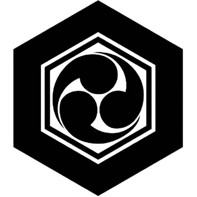 亀甲に左三つ巴