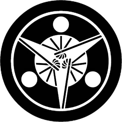 丸に三つ日の丸扇