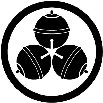 丸に三つ鈴