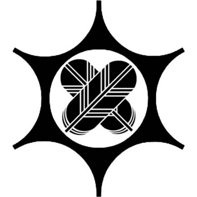 鞠挟みに違い鷹の羽