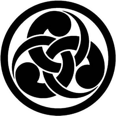 中輪に左金輪巴