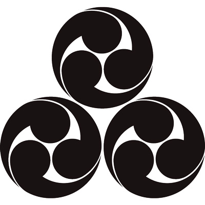 三つ盛り三頭右巴